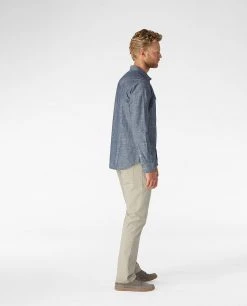 Stio Men's Ashton Chambray Shirt - Past Season 49 Stio Men's Ashton Chambray Shirt - Past Season -STIO Sales M Ashton Chambray Shirt Dark Chambray 5 25b7516a aae9 4d12 af6b 52b8a2036f2f