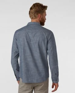 Stio Men's Ashton Chambray Shirt - Past Season 28 Stio Men's Ashton Chambray Shirt - Past Season -STIO Sales M Ashton Chambray Shirt Medium Chambray 4 23d4d6cd 4af7 4248 9f6b 0a81fdce04ad