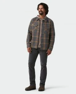 Stio Men's Hutkeeper Flannel Shirt -STIO Sales M Hutkeeper Flannel Shirt Bourbon Plaid 4