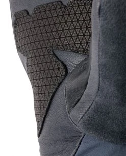 Stio Objective Insulated Mitt -STIO Sales Unisex Objective Insulated Mitt Mulberry Detail Palm