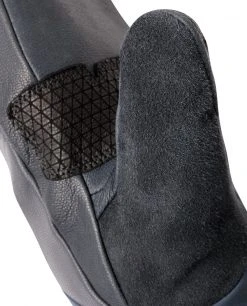 Stio Objective Insulated Mitt -STIO Sales Unisex Objective Insulated Mitt Mulberry Detail Thumb