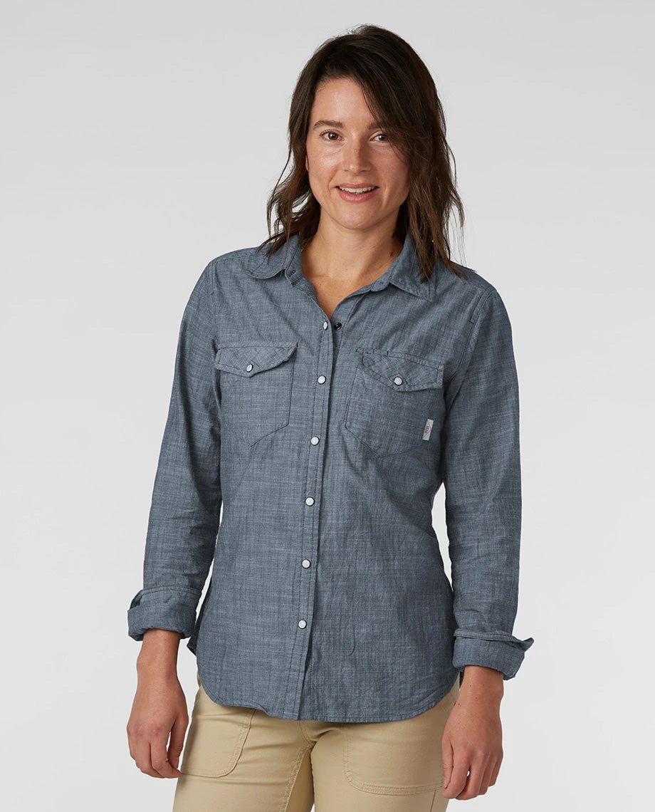 Stio Women's Ashton Chambray Shirt - Past Season 4 Stio Women's Ashton Chambray Shirt - Past Season - Image 2