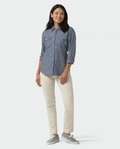 Stio Women's Ashton Chambray Shirt -STIO Sales W Ashton Chambray Shirt Medium Chambray 4 faf772d2 d6d5 4231 8251 4d56ae6fc739