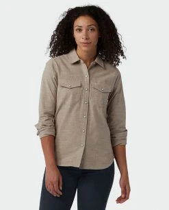 Stio Women's Ashton Chambray Shirt -STIO Sales W Ashton Chambray Shirt Rodeo Dust Chambray 1