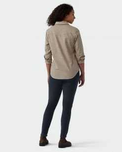 Stio Women's Ashton Chambray Shirt -STIO Sales W Ashton Chambray Shirt Rodeo Dust Chambray 6