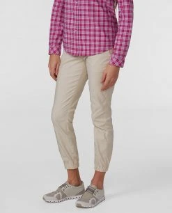 Stio Women's Coburn Jogger 30 Stio Women's Coburn Jogger -STIO Sales W Coburn Jogger Pebble 1