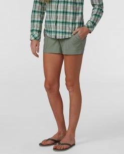 Stio Women's Coburn Short 23 Stio Women's Coburn Short -STIO Sales W Coburn Short Lily Pad 1