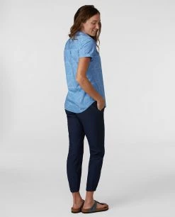 Stio Women's Curtis Camp Shirt SS -STIO Sales W Curtis Camp Shirt SS Lakeside Bandana Print 4