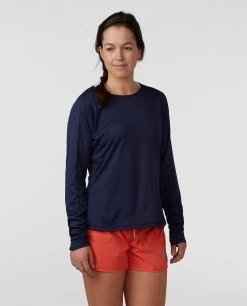 Stio Women's Icefloe Tech Tee LS 22 Stio Women's Icefloe Tech Tee LS -STIO Sales W Icefloe Tech Tee LS Maritime Blue 1