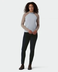 Stio Women's Tipton Tech Turtleneck -STIO Sales W Tipton Tech Turtleneck Rodeo Dust Wind River Blue 4