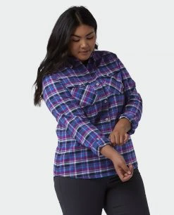 Stio Women's Willow Midweight Flannel Shirt -STIO Sales W Willow Flannel Shirt Dark Amethyst Plaid Alt 3