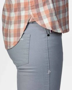 Stio Women's Lone Tree Shirt -STIO Sales Web Size Lone Tree 6 80320e9f df28 462c 81f0 8027445f25d3